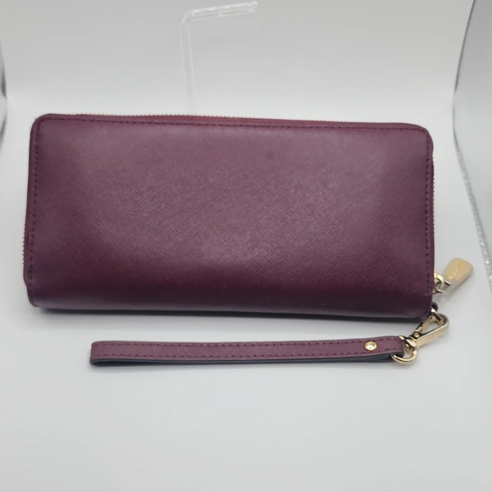 Michael Kors Large Continental Wallet Wristlet Leather, Bordeaux color Like New - Picture 8 of 11